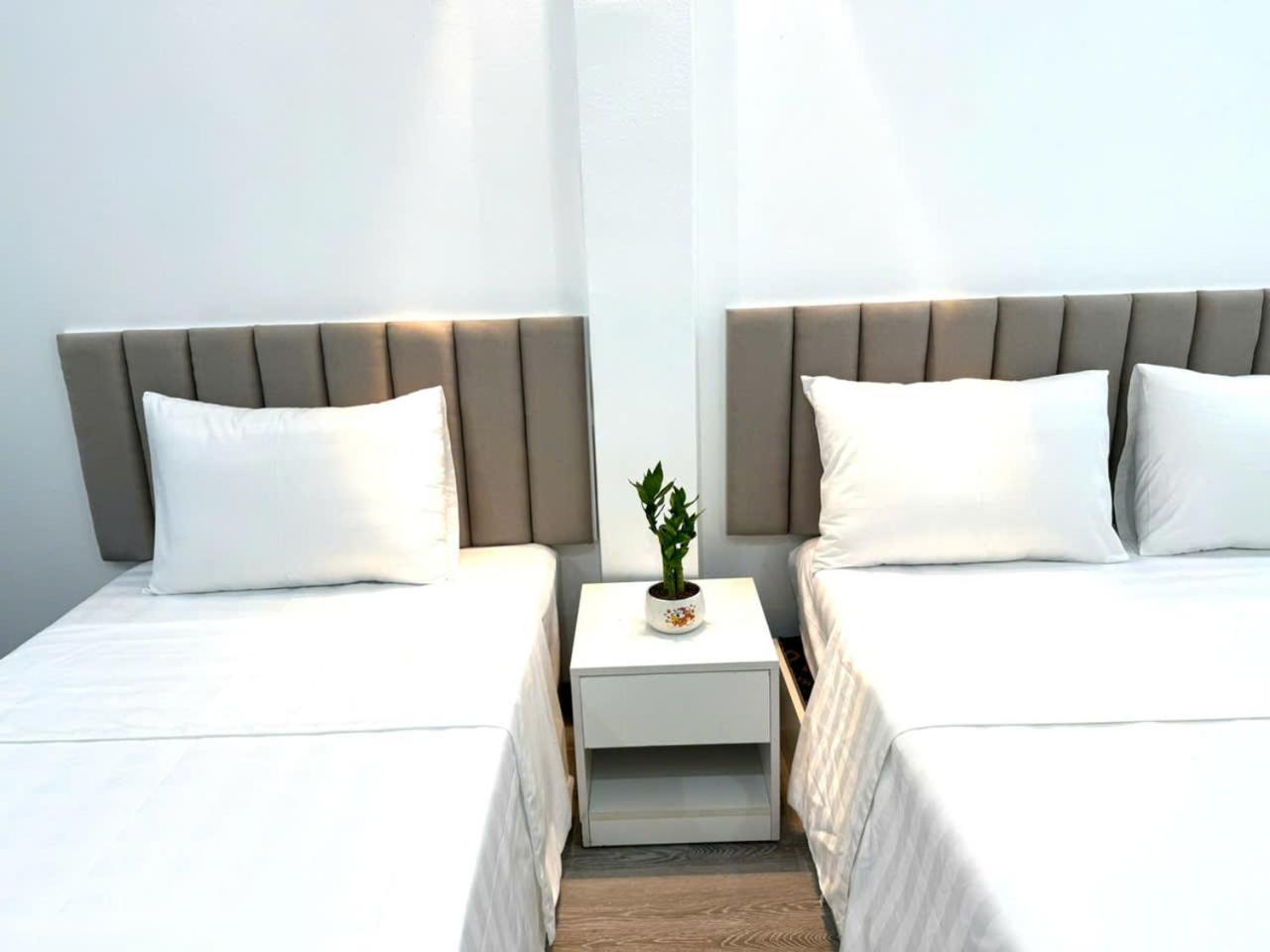 The Queen Hotel & Spa 2 Hanoi Exterior foto