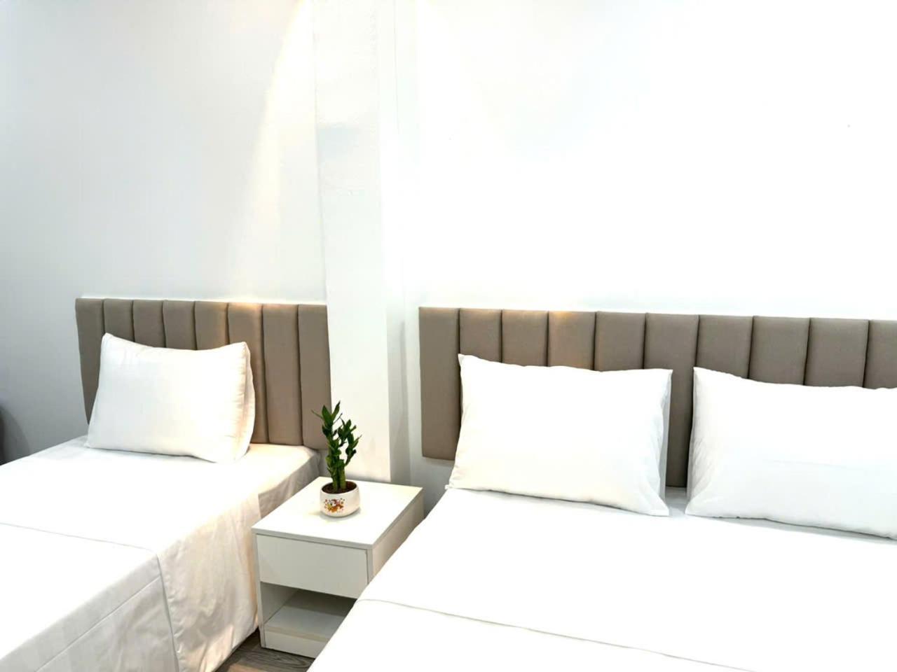The Queen Hotel & Spa 2 Hanoi Exterior foto